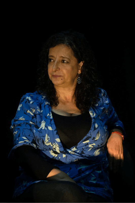 JUANA GUARDERASEl país necesita hacer terapia, tenemos mucho complejo, y para esa terapia sería ideal contar con las expresiones artísticas